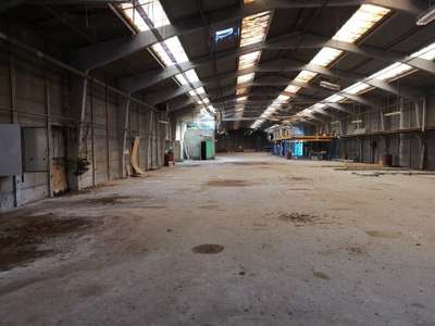 À vendre entrepôt non divisibles 2 990m² Lallaing