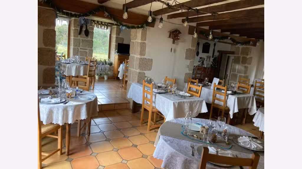 COUP DE COEUR DE CETTE FERME AUBERGE IMPLANTEE