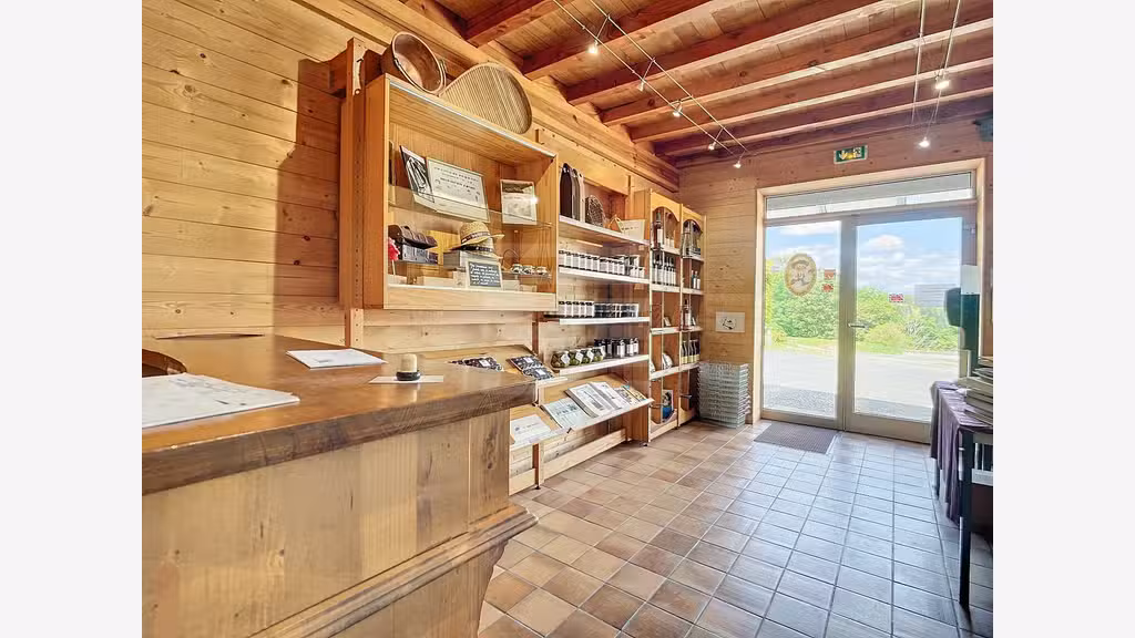 Vente entreprise pruneaux et produits dérivés 82
