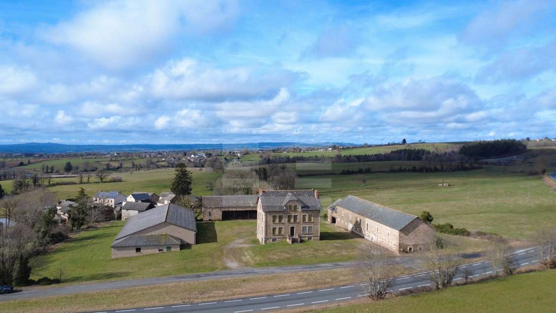 Vente propriété agricole de 240m² à Quins