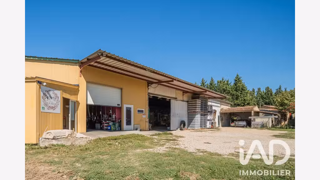 Vente domaine viticole bio de 8 ha à Visan