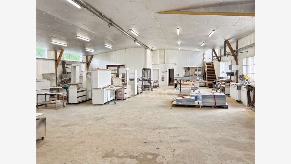 Vente menuiserie agencement intérieur sur Mamers