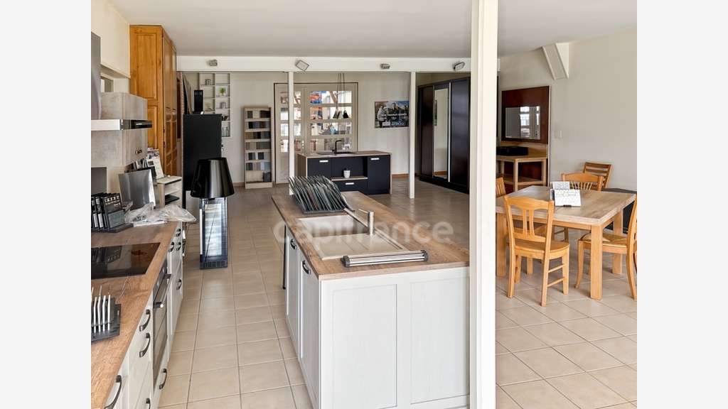 Vente menuiserie agencement intérieur sur Mamers