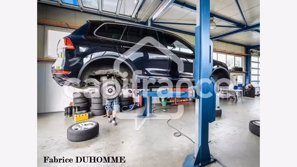 Vente Garage, proche Sarlat