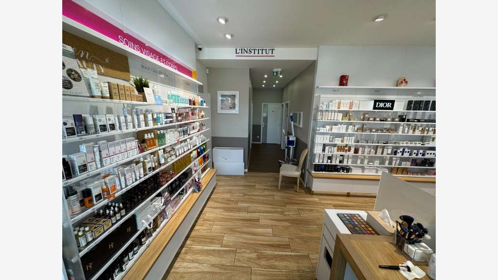 Vente FDC parfumerie institut à Rémire-Montjoly