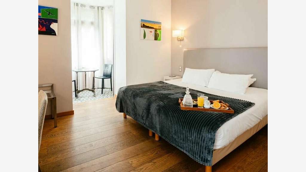 A vendre établissement hôtelier 3 *** en Ariège