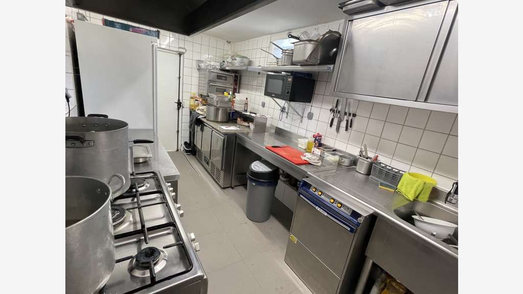 Vente FDC bar lic IV et restaurant à 12km de Nîmes