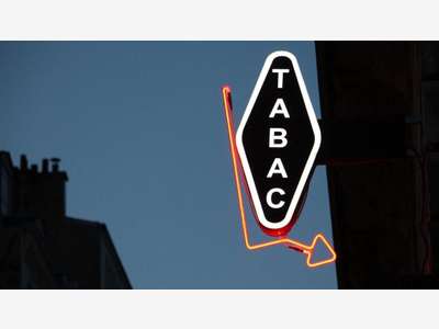 A vendre FDC bar tabac angle de rue à Paris