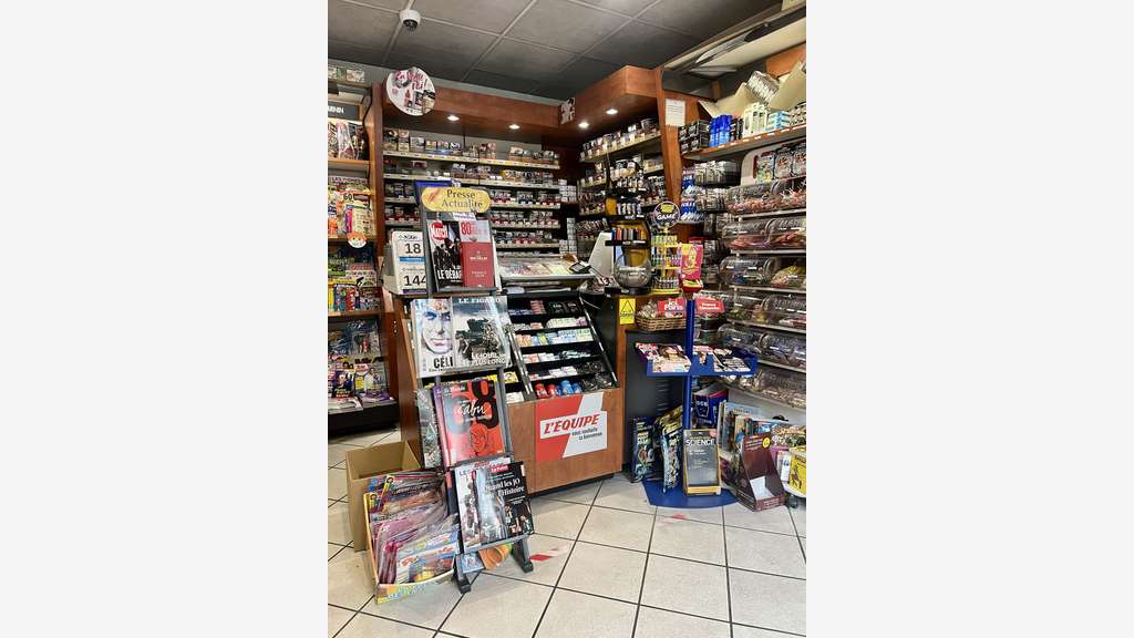Vente FDC Tabac Presse FDJ axe principal Aurillac