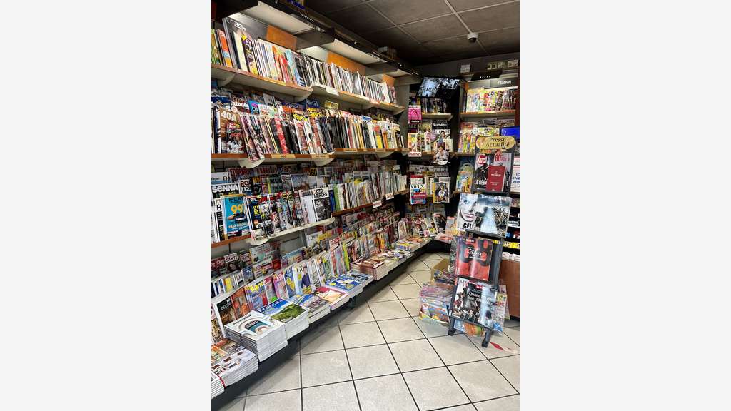 Vente FDC Tabac Presse FDJ axe principal Aurillac