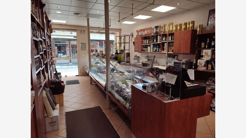 Vente FDC épicerie traiteur sur Meaux centre