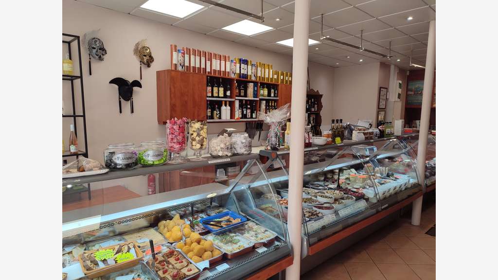 Vente FDC épicerie traiteur sur Meaux centre