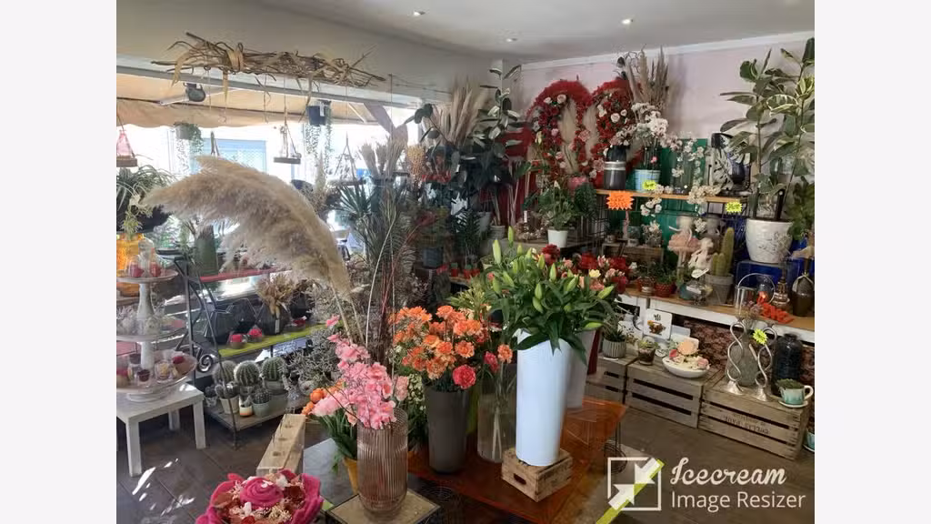 Vente fleuriste angle rue centre-ville Martigues