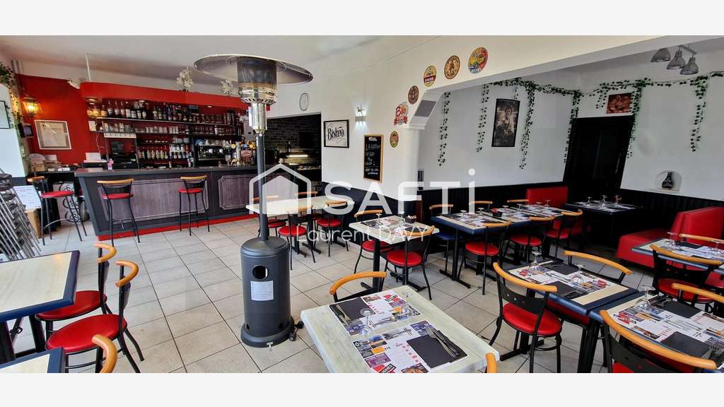 Vente restaurant rénové à Trun empl stratégique