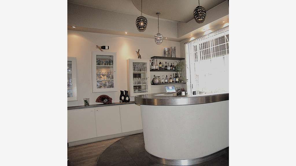 AV restaurant reconnu et connu depuis 38 ans  - 95