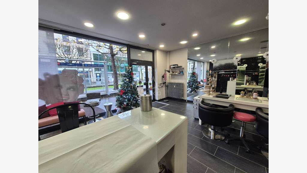 A vendre FDC salon de coiffure centre-ville Caen