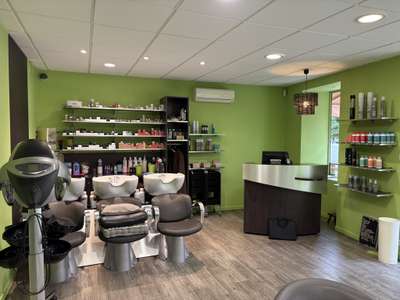 Vente salon de coiffure refait récemment à Cuisery