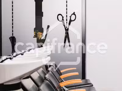 Salon de coiffure récent à vendre à Saumur (49)