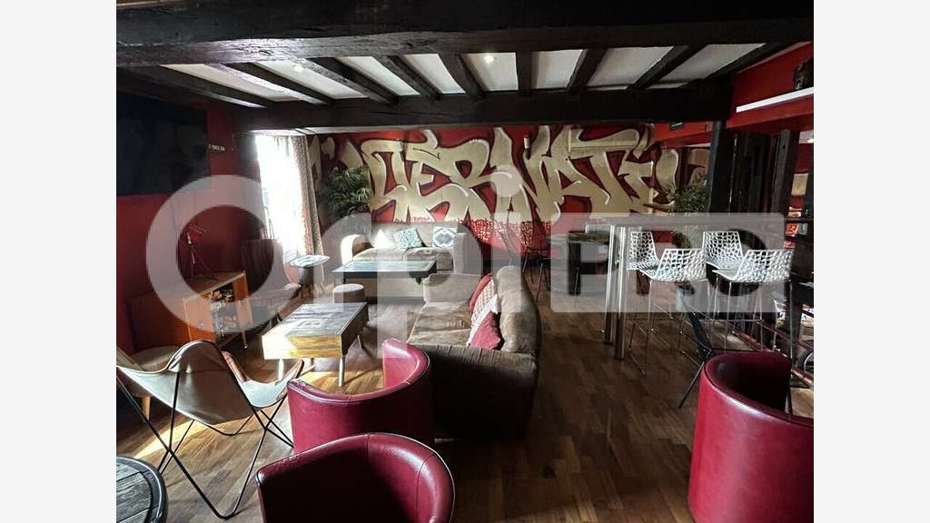 A vendre bar ambiance en centre ville de Beauvais