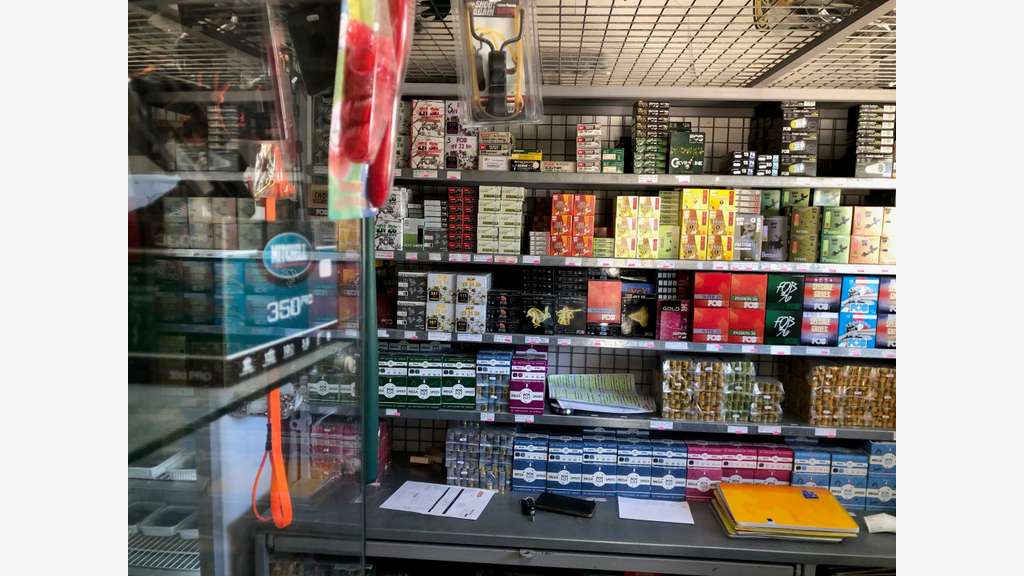 A vendre chasse & pêche dans les Bouches du Rhône