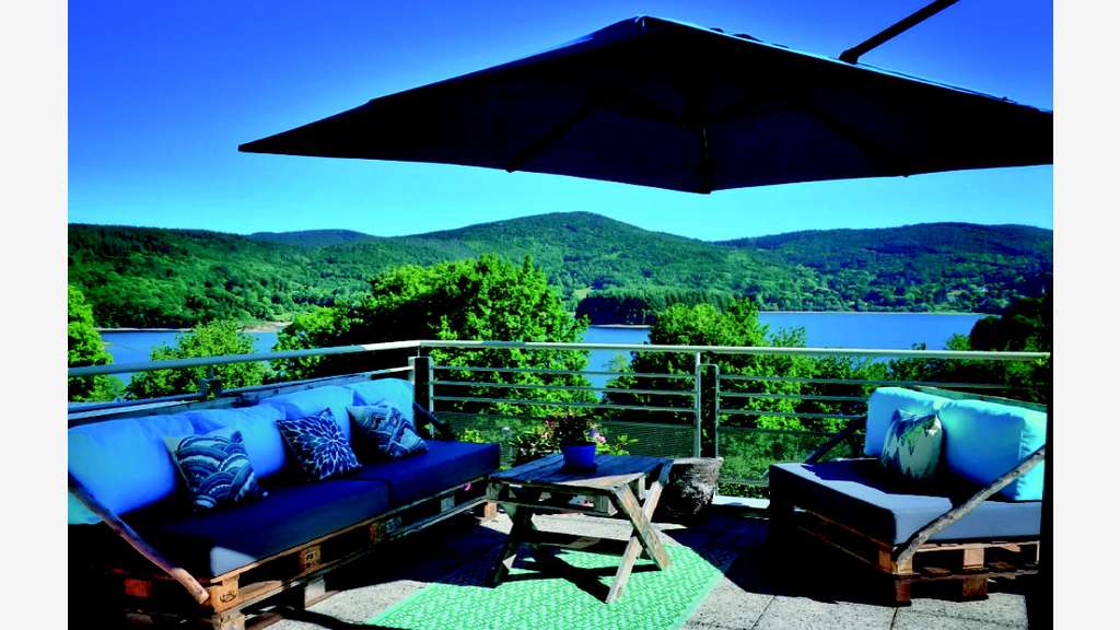 Vente camping exceptionnel en bord de lac 81