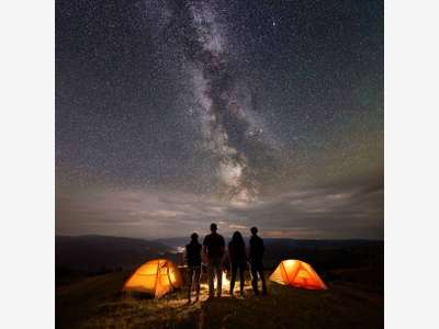 Vente camping familial en bord de rivière à Ceret