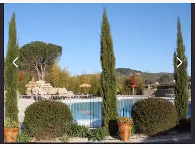 AV camping **** et murs proche Vallon Pont d'Arc