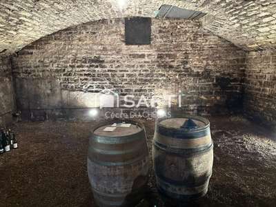 AV FDC cave et dégustation vins 120m² à Beaune