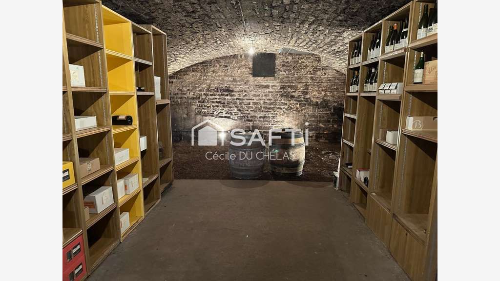 AV FDC cave et dégustation vins 120m² à Beaune