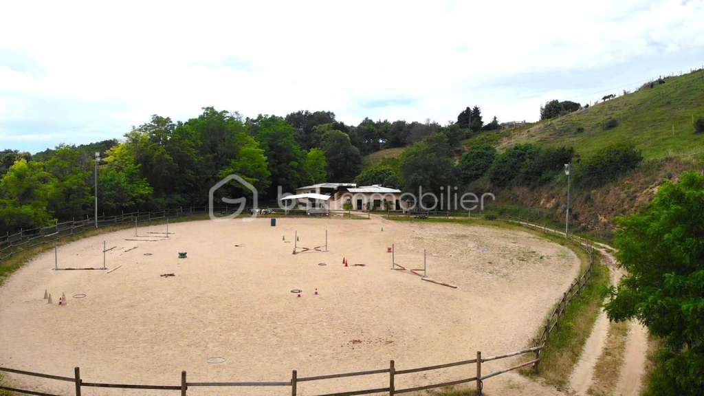 Vente fonds poney-club 6,8ha Charmes-sur-Herbasse