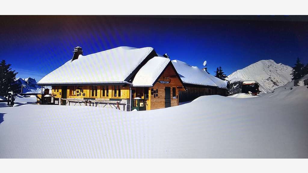 Affaire exceptionnel à 1800 m avec terrasse de 220
