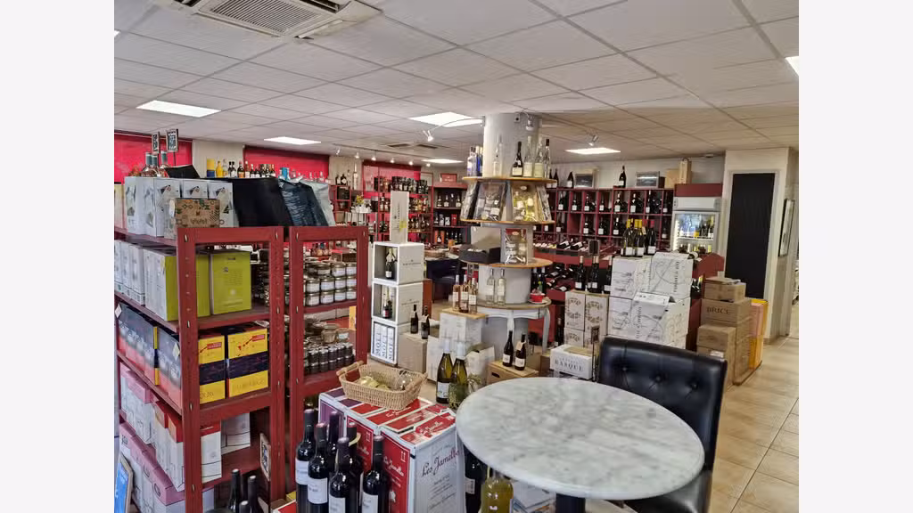 Vente fonds de commerce cave à vins à Mandelieu