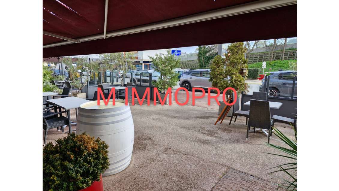 Vente fonds de commerce cave à vins à Mandelieu