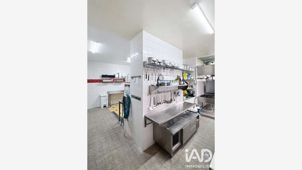 Vente FDC Traiteur en centre ville de Valserhône