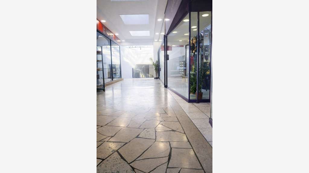 Exclusivité, boutique galerie commerciale  Dijon