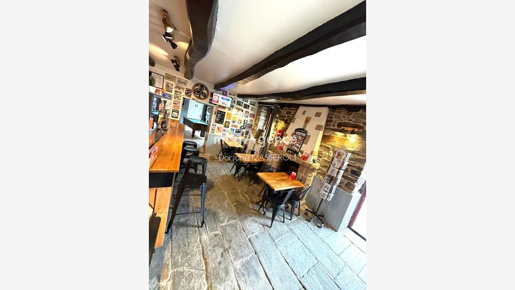 A vendre bar Tabac Jeux secteur attractif à Dinan