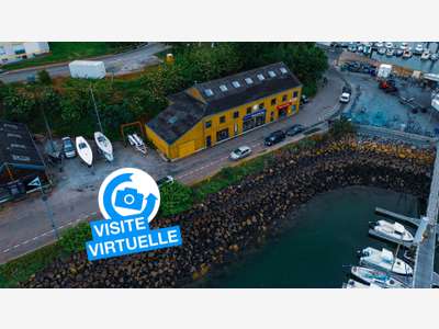 Vente FDC Voilerie et accastillage à Tréboul port