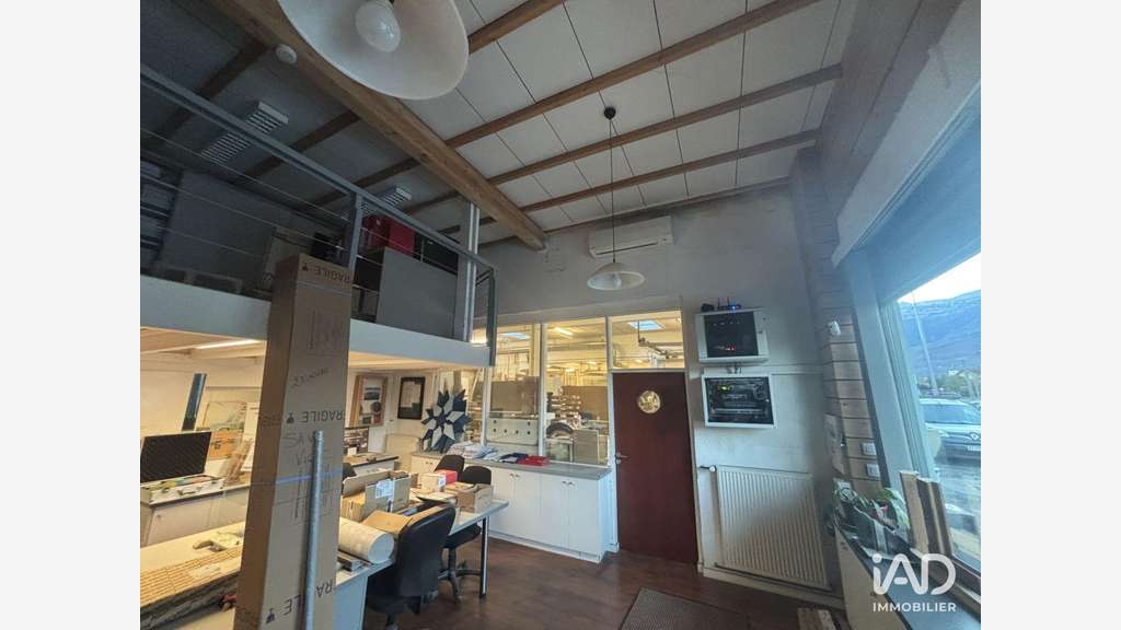 Loft/atelier à Échirolles