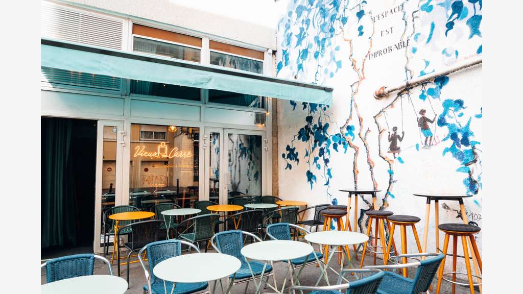 AV bar à cocktails avec Licence IV à paris 75011
