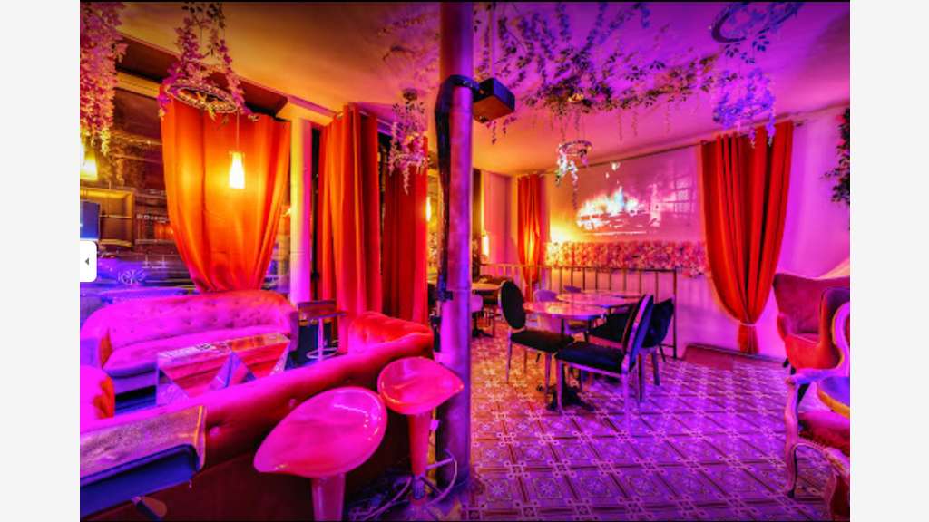 BAR, Petite Restauration,Licence IV,Notre dame 5e