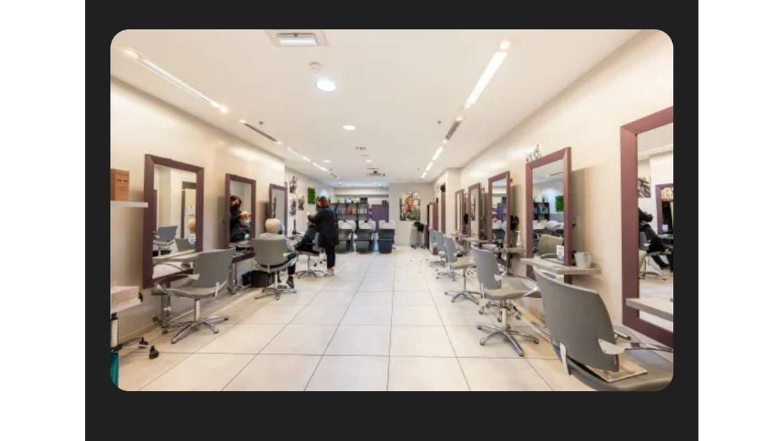 AV salon de coiffure dans centre commercial à Alès