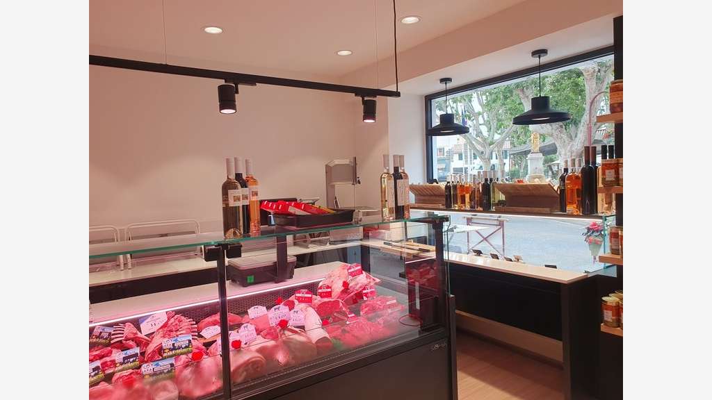 Vente boucherie charcuterie à Saint-Cyr-sur-Mer