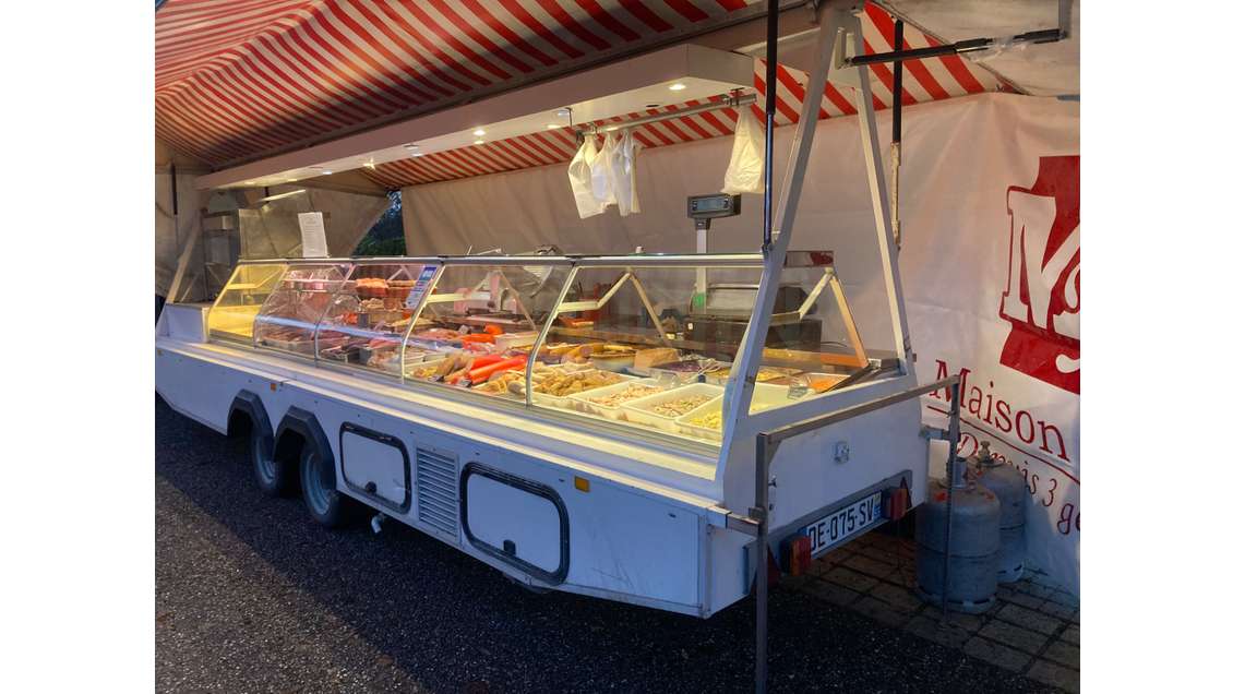 A reprendre charcuterie, rôtisserie sur Marchés