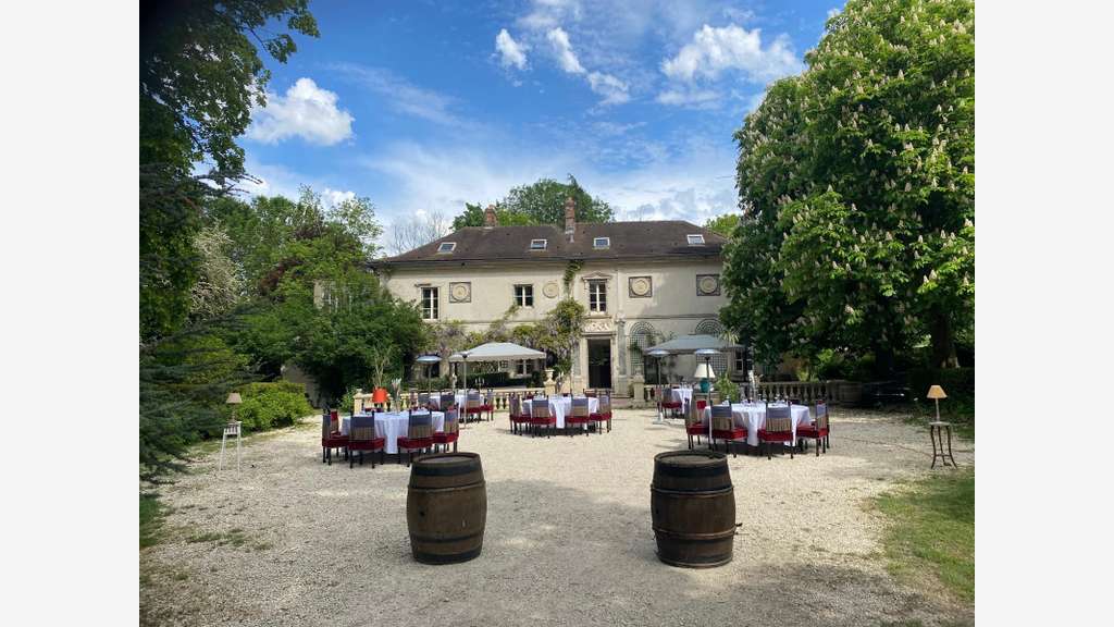 A VENDRE DOMAINE VALLEE DE CHEVREUSE