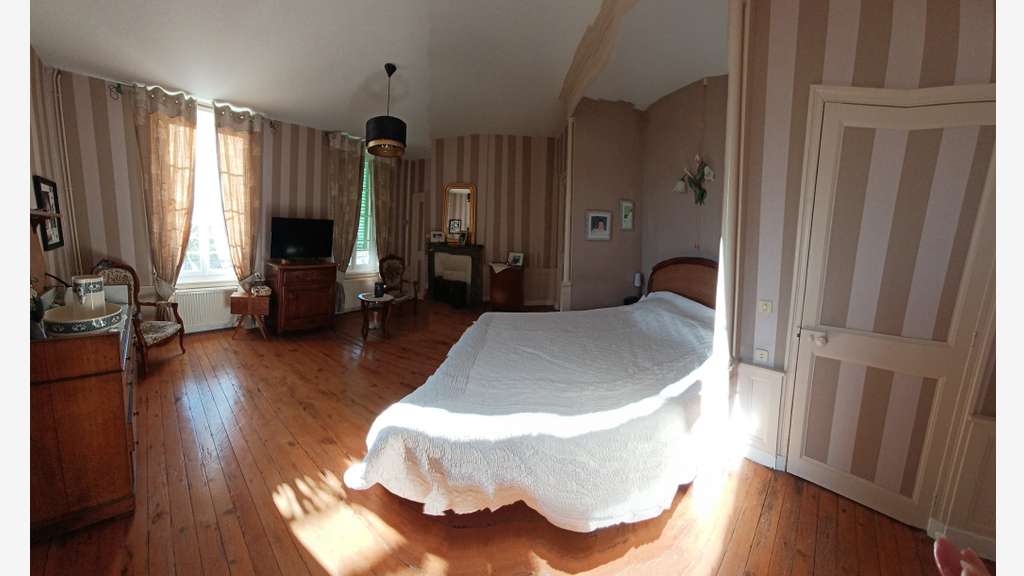 Grande propriété avec complexe de Gîtes