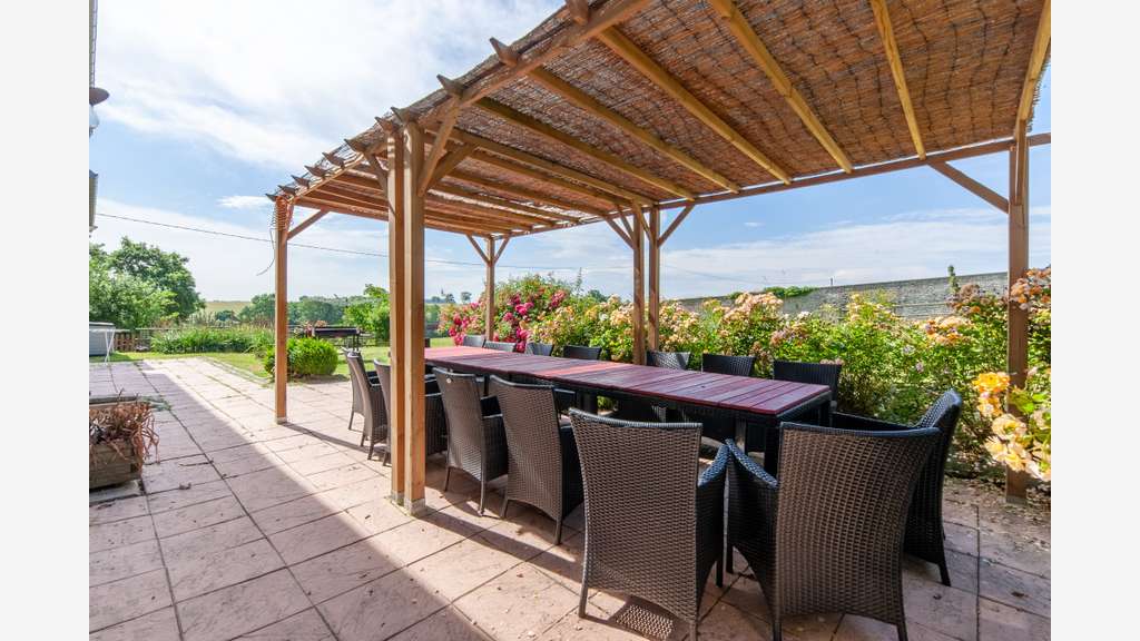 Grande propriété avec complexe de Gîtes