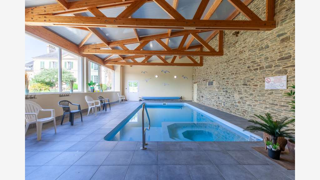 Grande propriété avec complexe de Gîtes