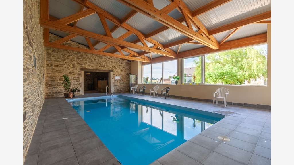 Grande propriété avec complexe de Gîtes