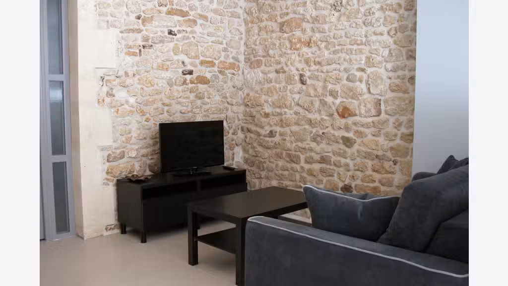 A vendre meublés de tourisme ville thermale 17