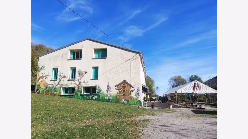 Murs et fonds GÎTE DE GROUPE + MAISON PYRENÉES